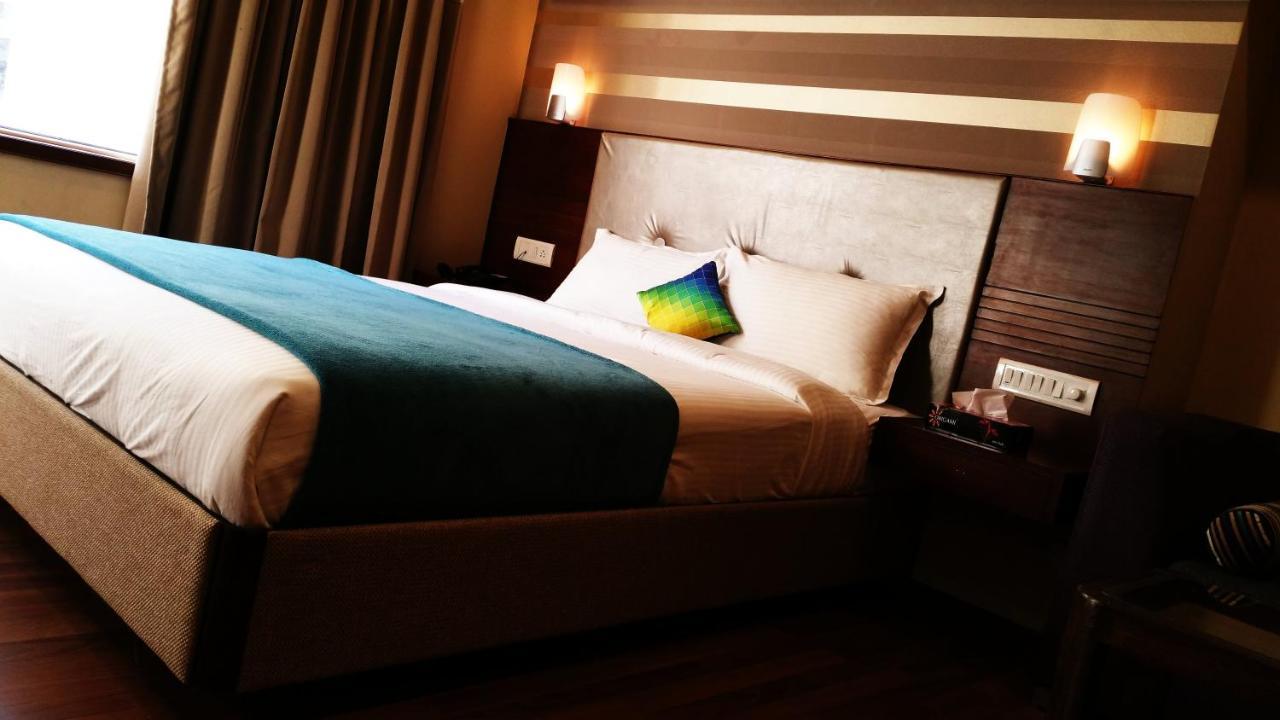 Hotel Nova Rooms Atlanta Shopping 苏拉特 外观 照片